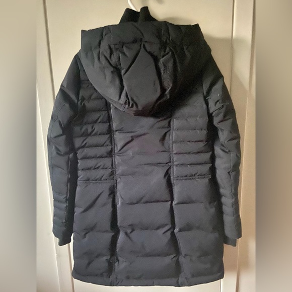 Women’s Lole Emmy Black Down Coat. Size M - Picture 2 of 6